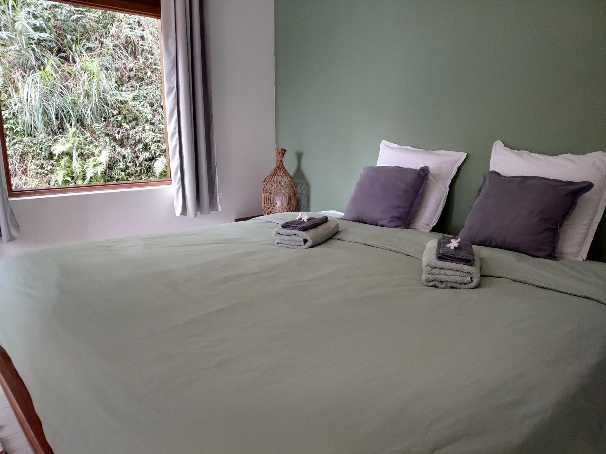 Chalet Ohana, Airport Family House Faaa Esterno foto